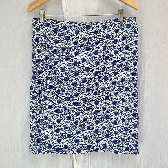 80%OFF❣️ Alex Mill Blue & White Hearts on Vines Print Midi Skirt, XS - Picture 6 of 10